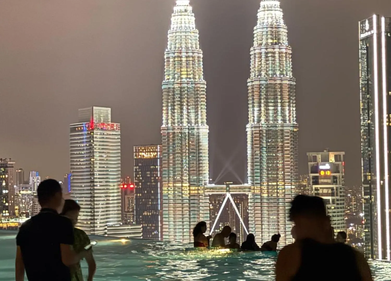 Lägenhet Eaton Residences Klcc By Armanee Kuala Lumpur