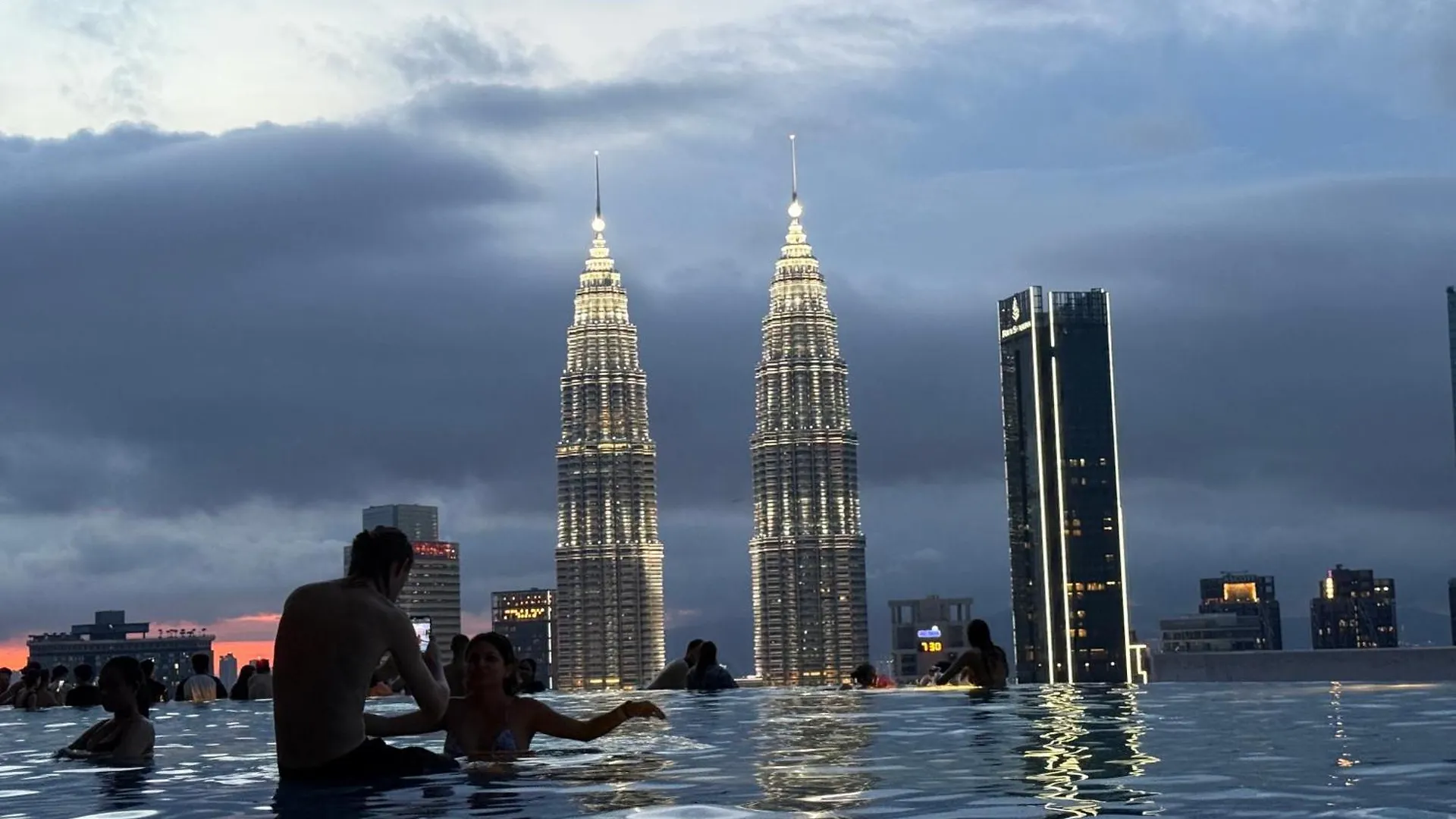 Lägenhet Eaton Residences Klcc By Armanee Kuala Lumpur Malaysia