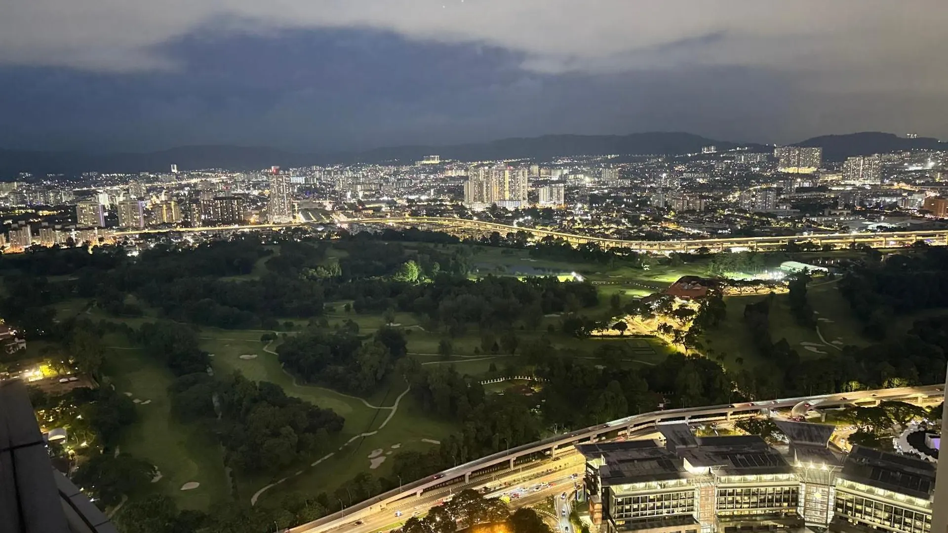 Eaton Residences Klcc By Armanee Kuala Lumpur