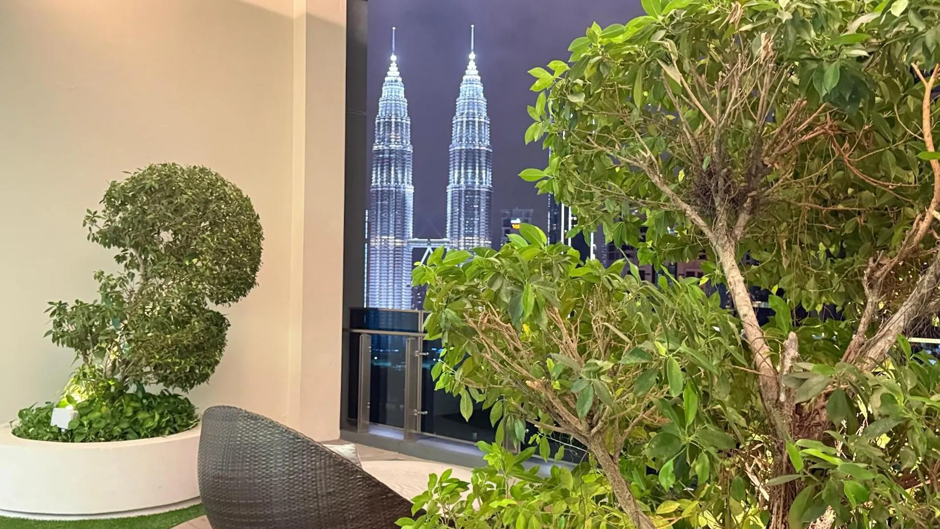 Eaton Residences Klcc By Armanee Kuala Lumpur