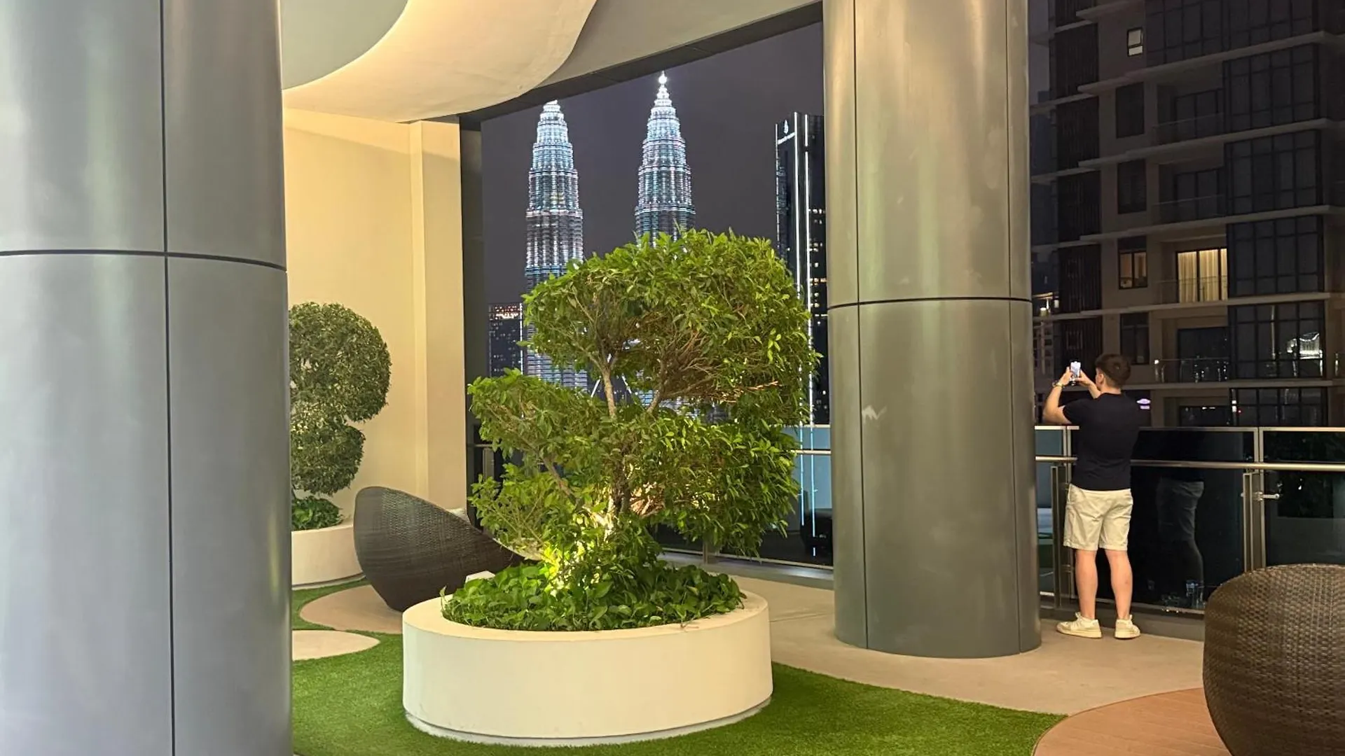 Eaton Residences Klcc By Armanee Kuala Lumpur Lägenhet