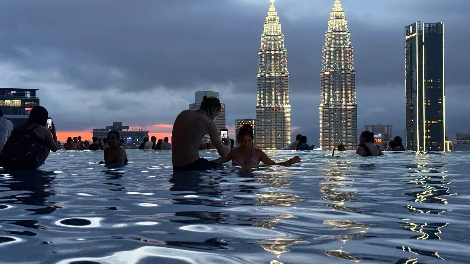 Lägenhet Eaton Residences Klcc By Armanee Kuala Lumpur Malaysia