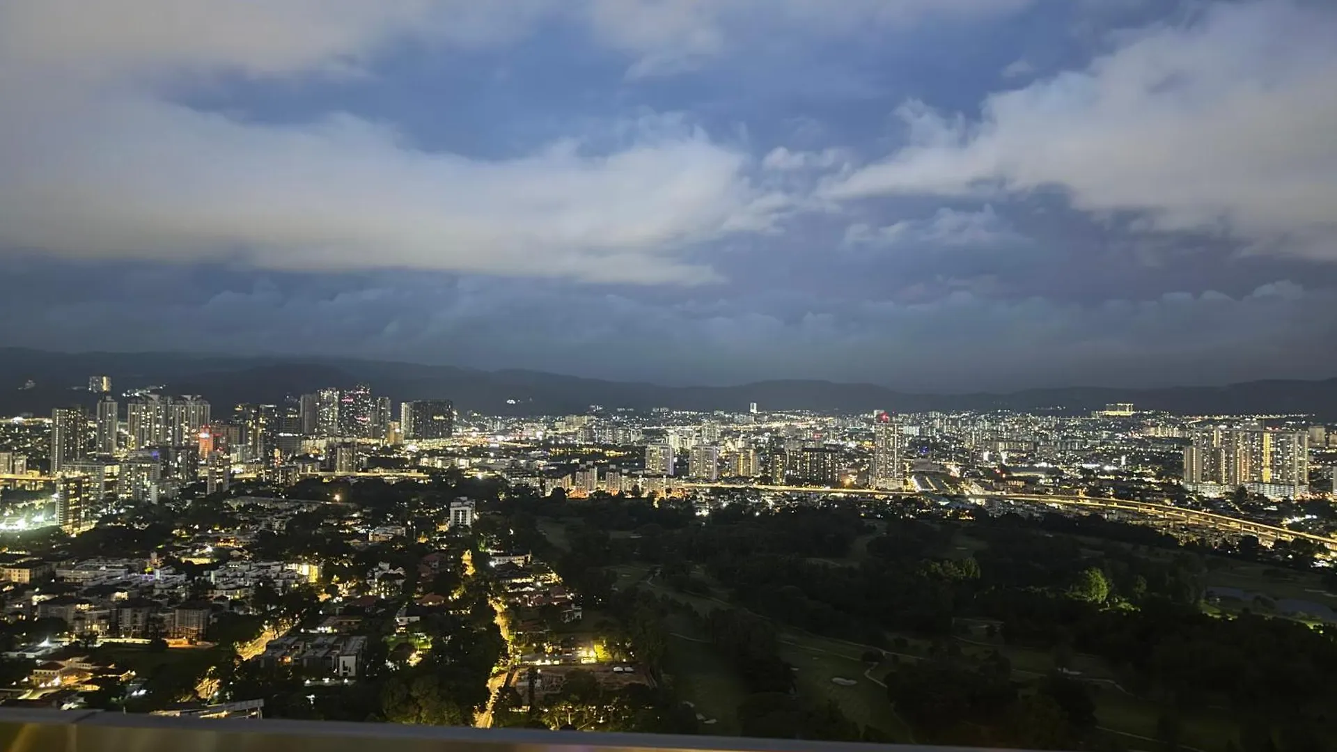 Eaton Residences Klcc By Armanee Kuala Lumpur